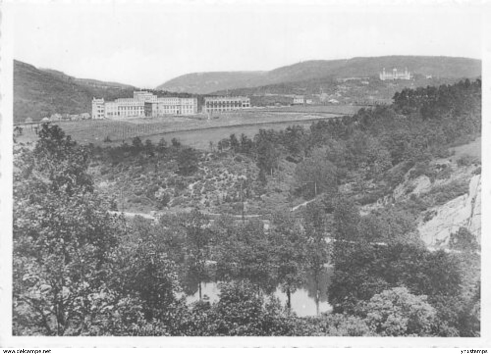 Belgium College Saint-Paul Godinne Sur Meuse, Le College Vu De Roulllon - Autres & Non Classés