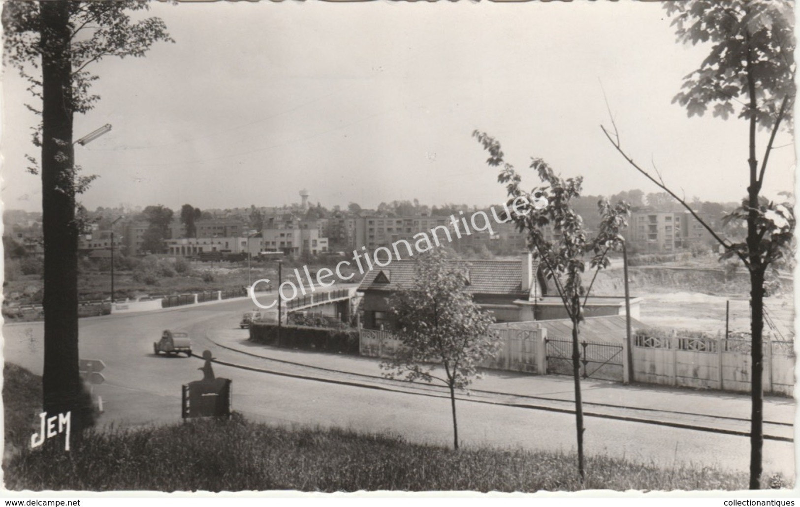 CPSM  Maubeuge - Le Pont Rouge - 1957 - - Maubeuge