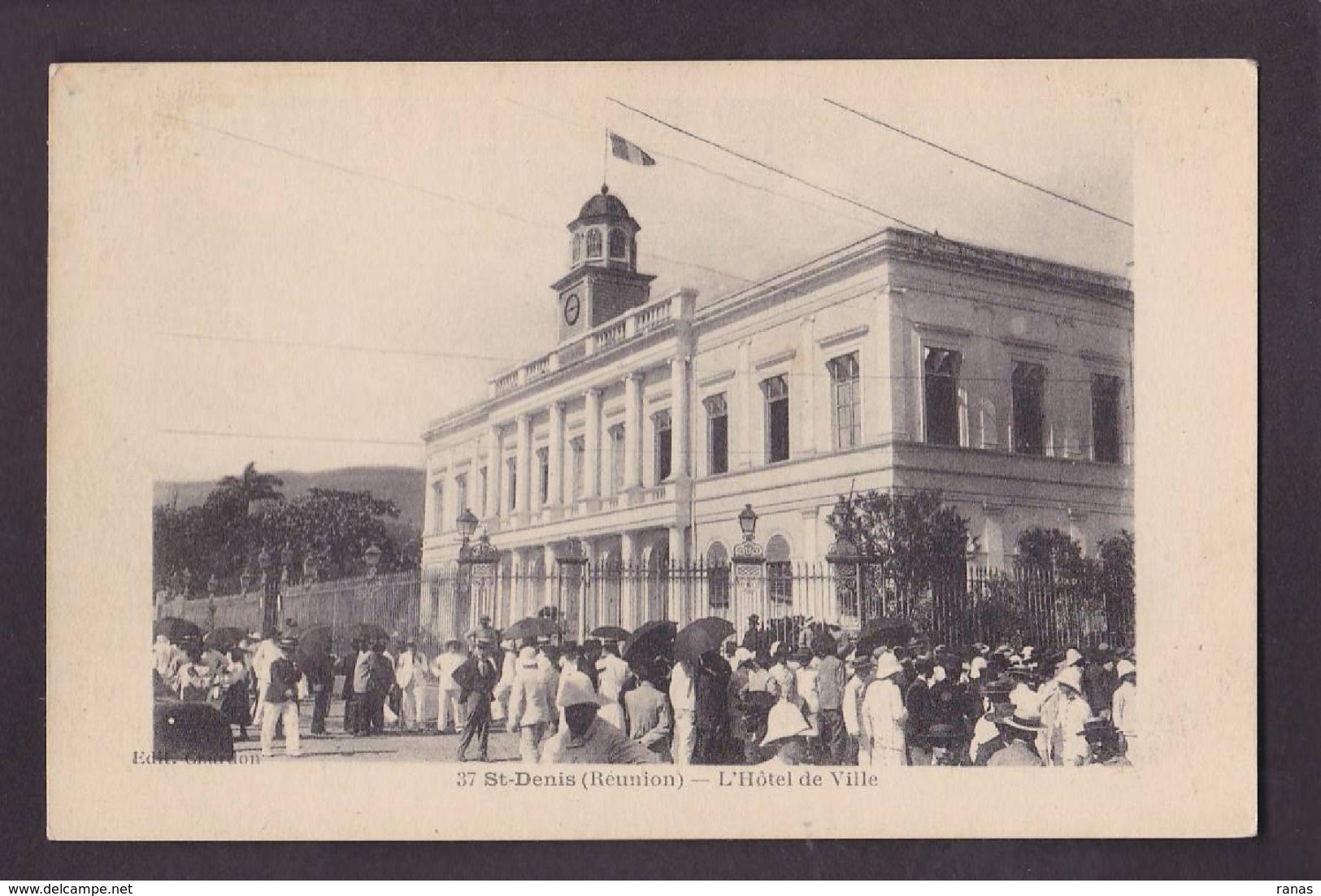 CPA Ile De La Réunion Saint Denis écrite - Saint Denis