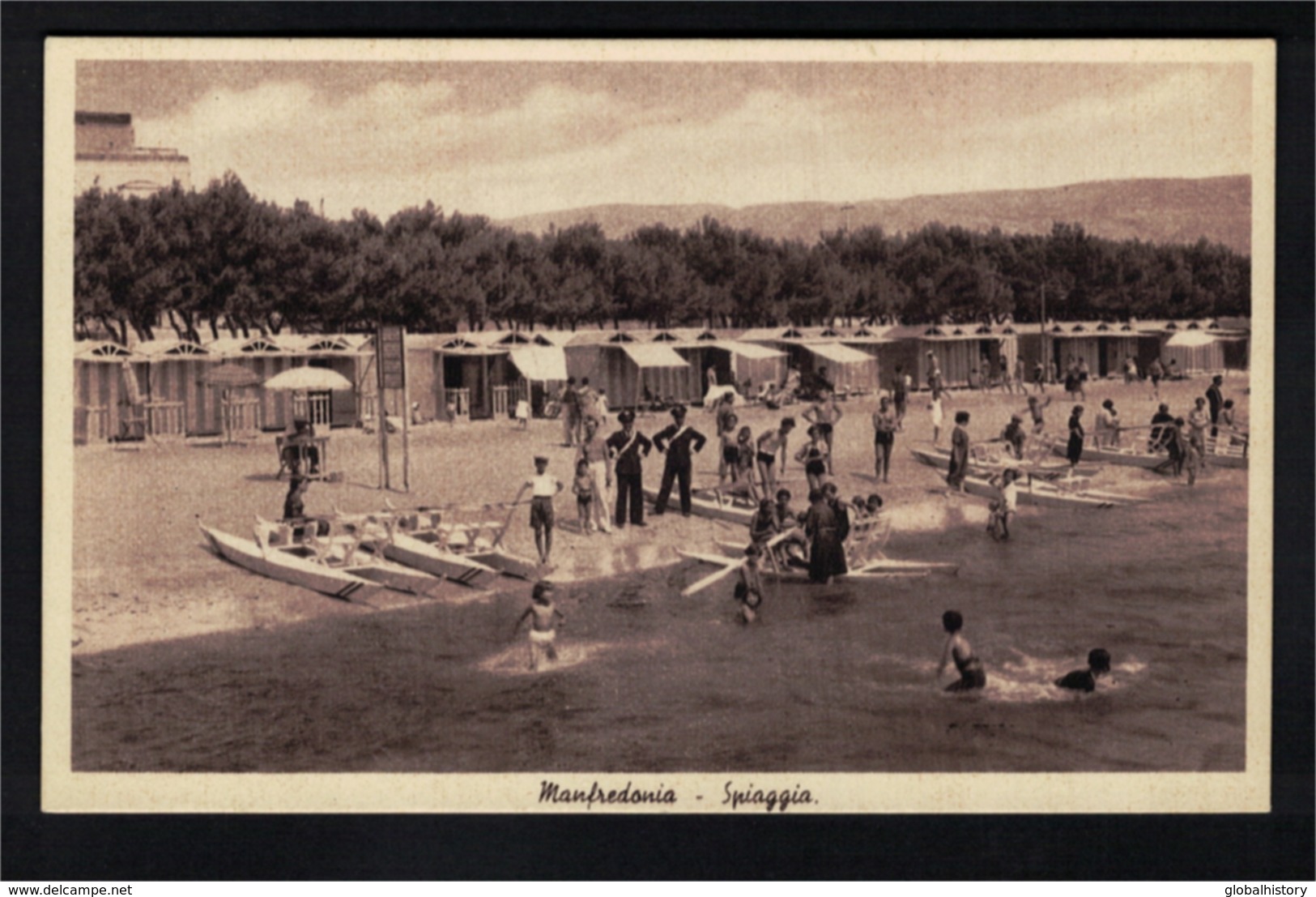 DE2686 - MANFREDONIA - SPIAGGIA - PEOPLE RELAXING ON THE BEACH - Manfredonia