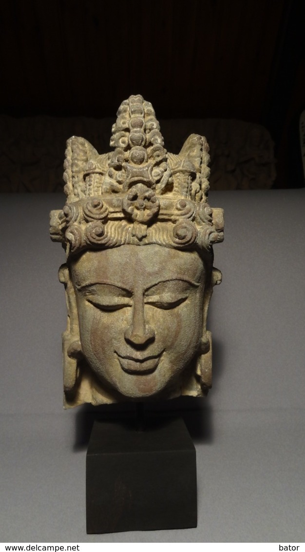 A Fine Stone Head Of Bodhisattva Gupta Period 500-700 A.D From Northern-India - Asian Art