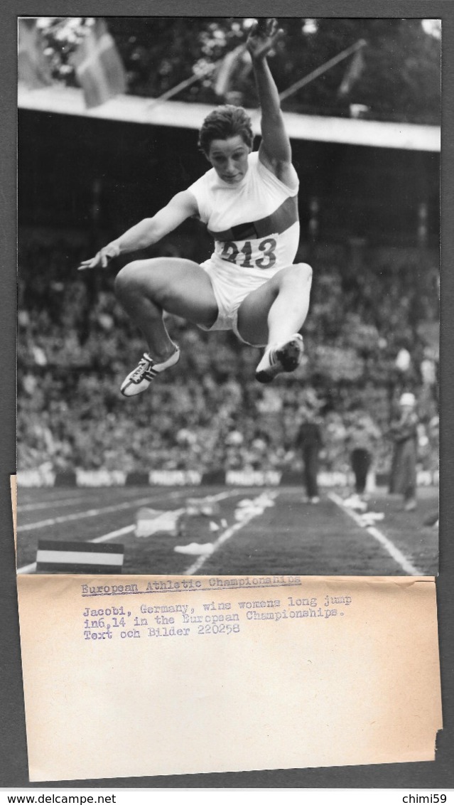 SPORT  Salto In Lungo - Long Jump - Saut En Longueur - JACOBI GERMANY -  PHOTO PRESS - Sport