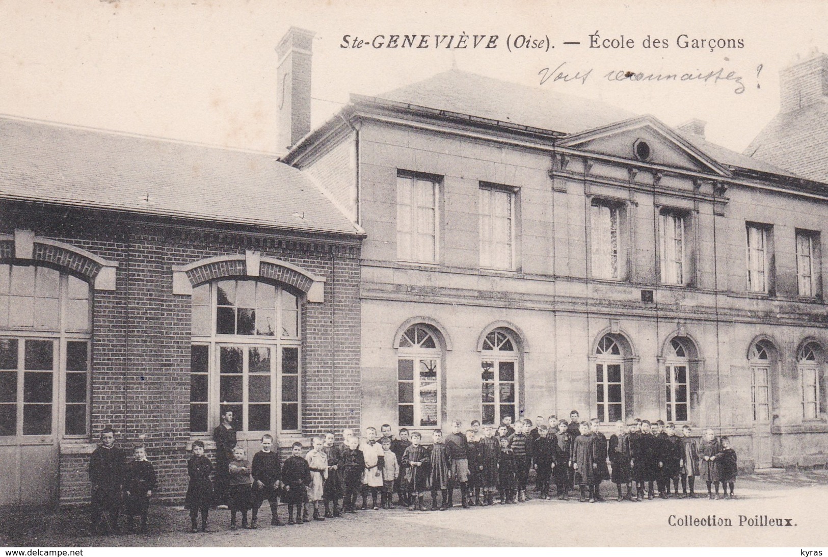 (60) STE GENEVIEVE (Important Groupe D'écoliers Devant Leur) Ecole De Garçons - Sainte-Geneviève