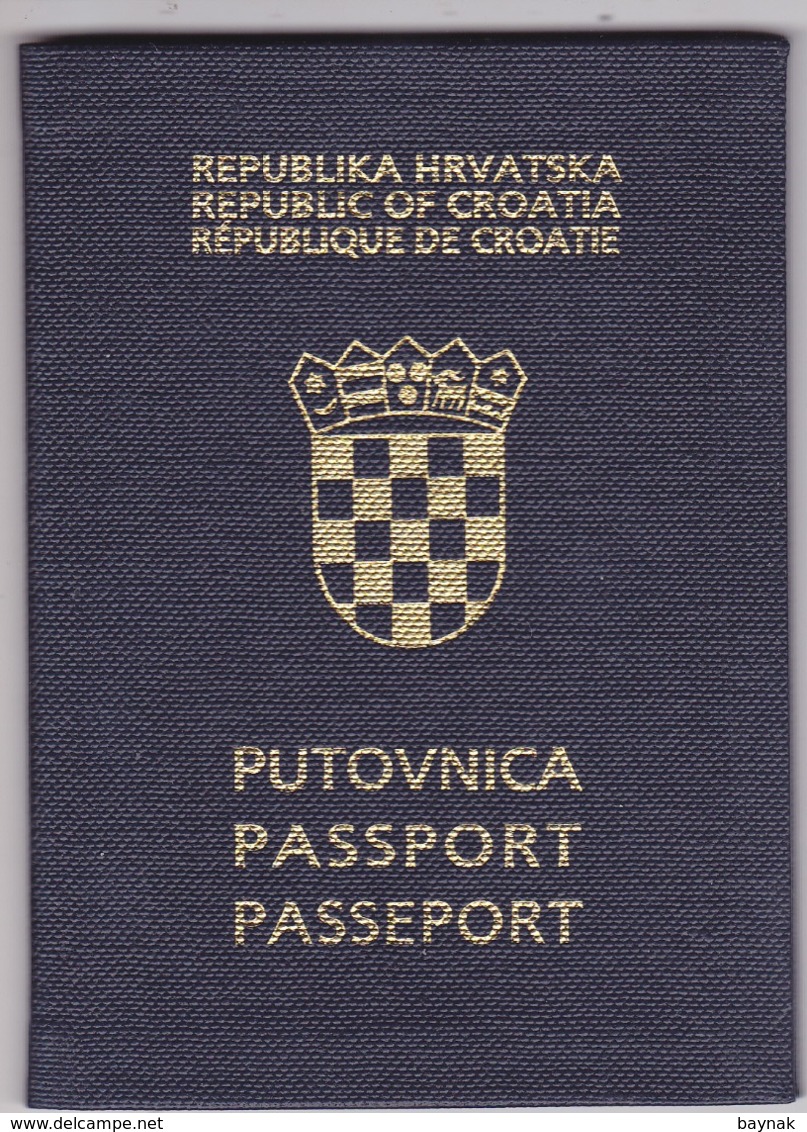 C8  --  PASSPORT  --   CROATIA  --  I.  MODEL  --  1994  --   LADY PHOTO - Historische Dokumente