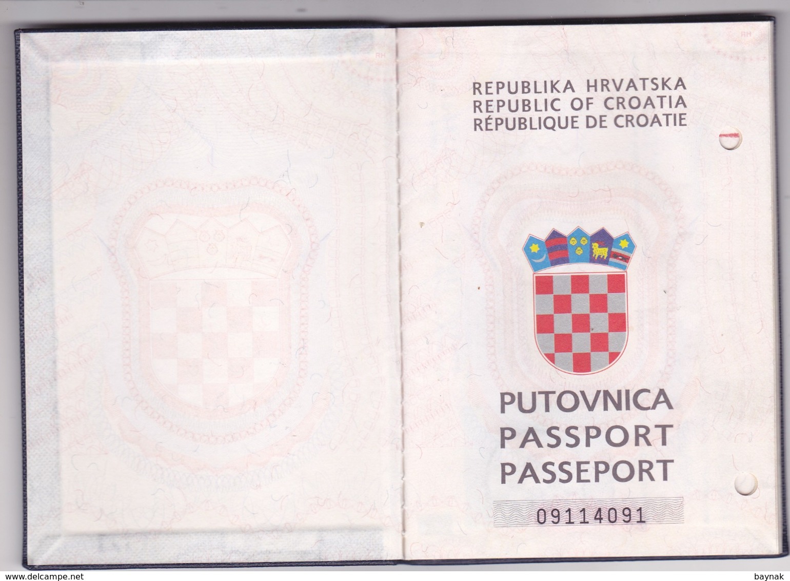 C7  --  PASSPORT  --   CROATIA  --  I.  MODEL  --  1992  --  NICE LOOKING  LADY - Historische Dokumente