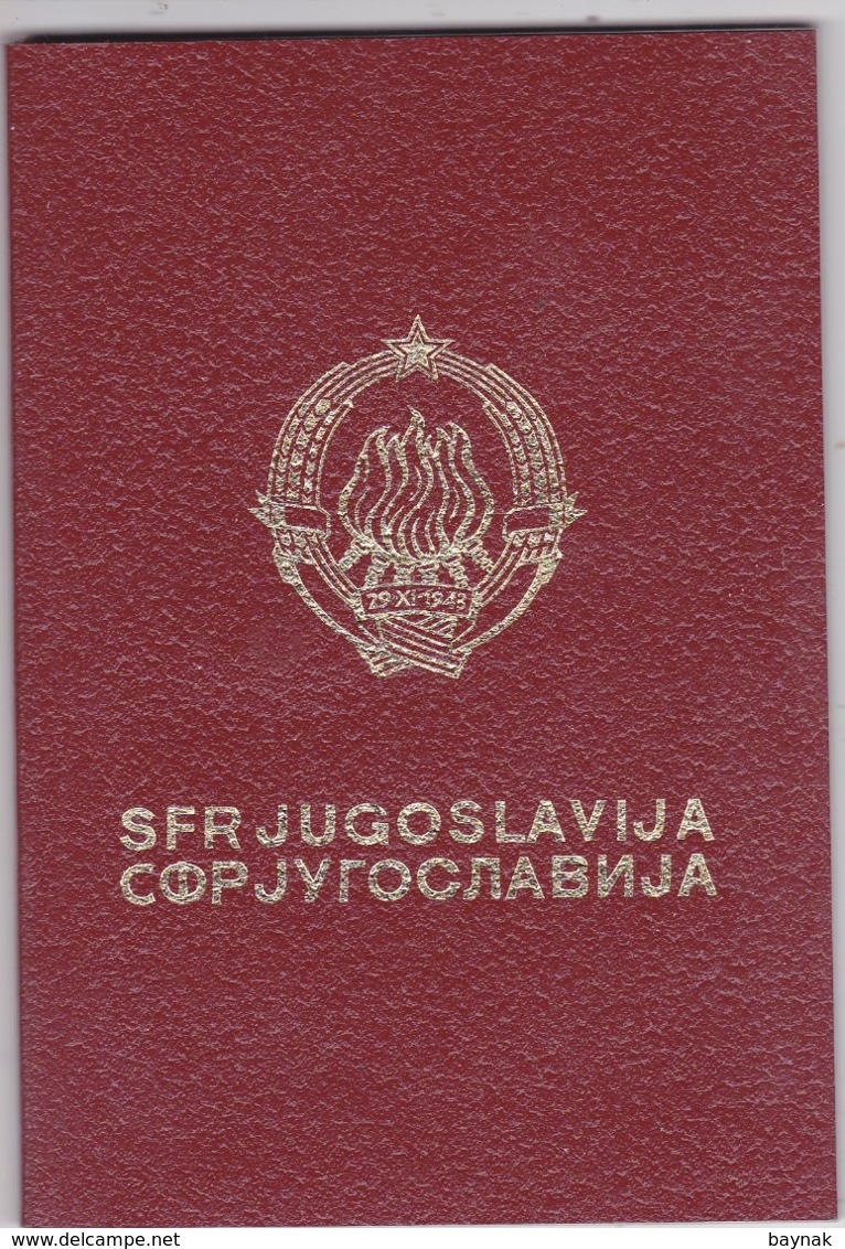 PM10  --  SFR YUGOSLAVIA   ---  PASSPORT  --  GENTLEMAN  --  1978 - Historische Dokumente