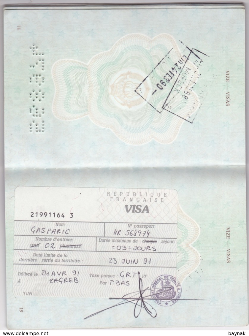 P125  --  SFR YUGOSLAVIA   ---  PASSPORT  --  BOY, 14 YEAR --   1988  --  VISA FRANCE - Historische Dokumente