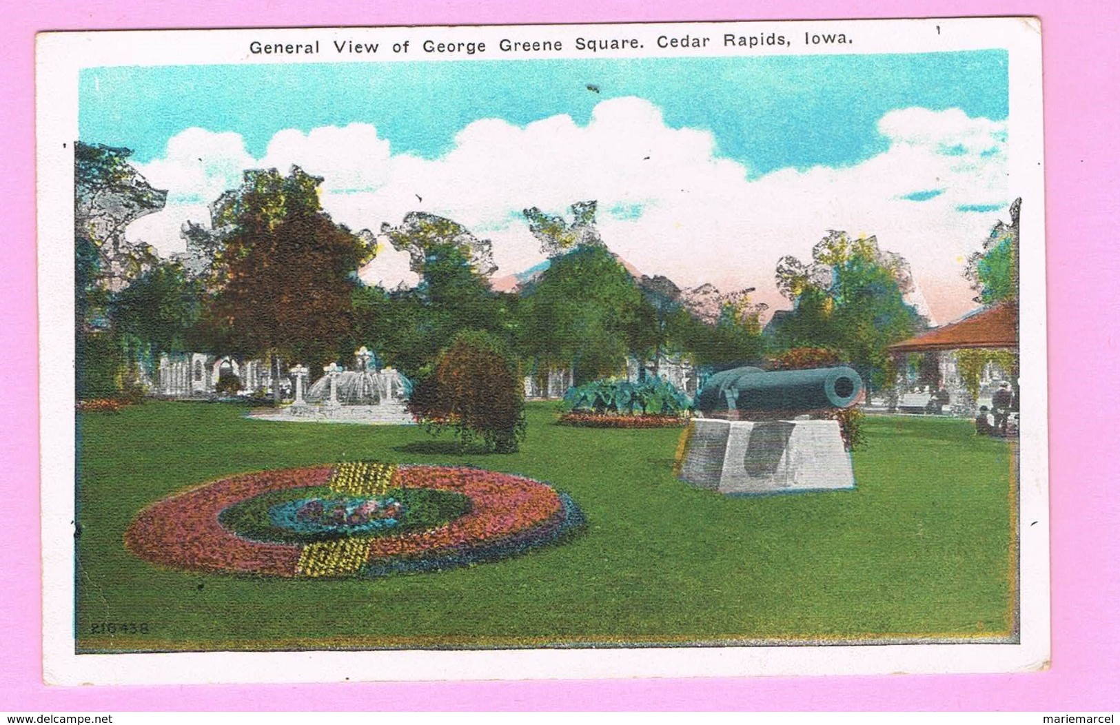 U.S.A. IOWA. CEDAR RAPIDS.   GENERAL VIEW OF GEORGE GREENE SQUARE. - Cedar Rapids