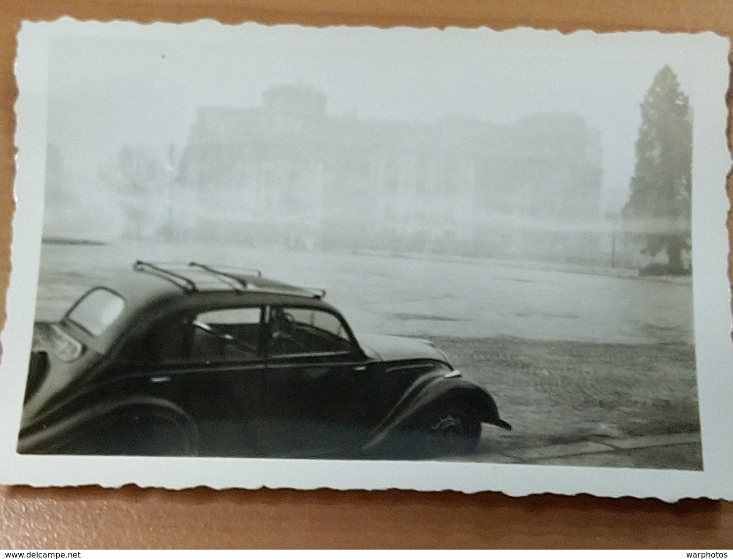 PHOTO ORIGINALE _ VINTAGE SNAPSHOT : PEUGEOT 202 _ PARIS _ 1948 _ AUTOMOBILE _ SCENE De VIE - Automobile