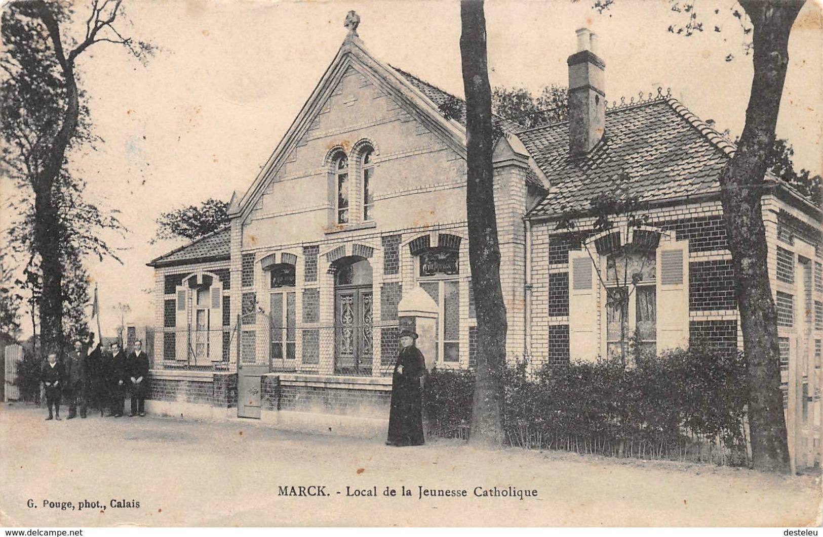 Local De La Jeunesse Catholique - Marck - Calais