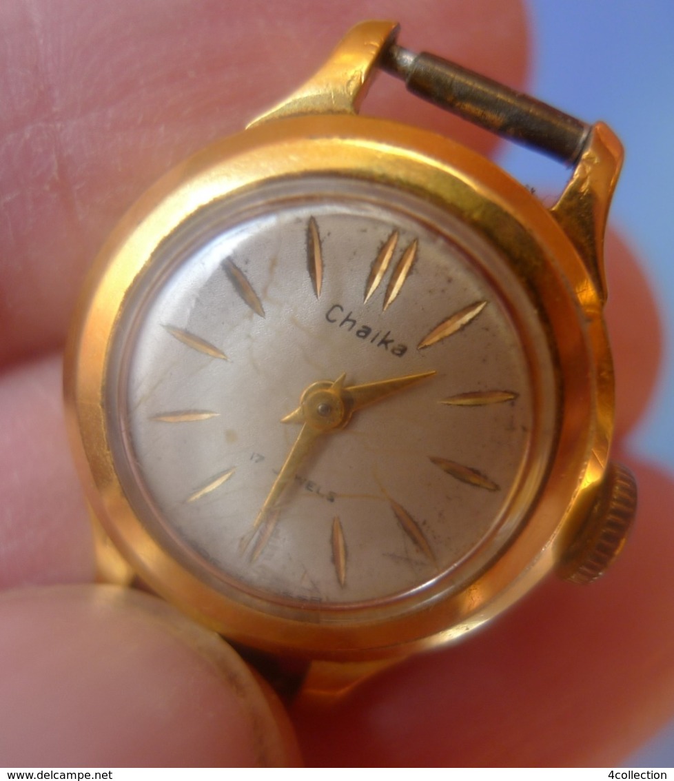 Vintage USSR Soviet Lady Mechanical Wrist Watch CHAIKA 17 Jewels w Box Document