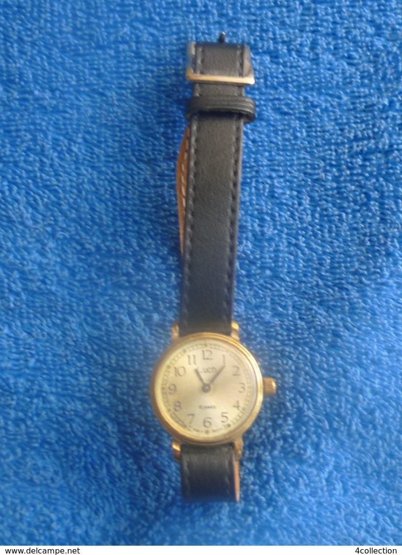 Vintage Belarus USSR Soviet Mechanical Wrist Watch LUCH 15 Jewels w. Black Band