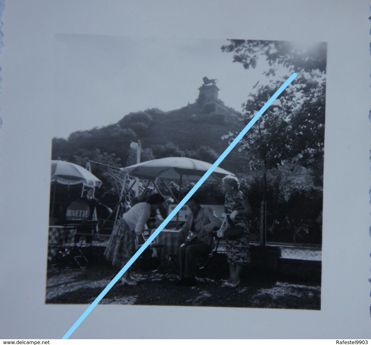 Photo WATERLOO Terrasse Au Pied De La Butte Du Lion Circa 1950 Brabant Wallon - Lieux