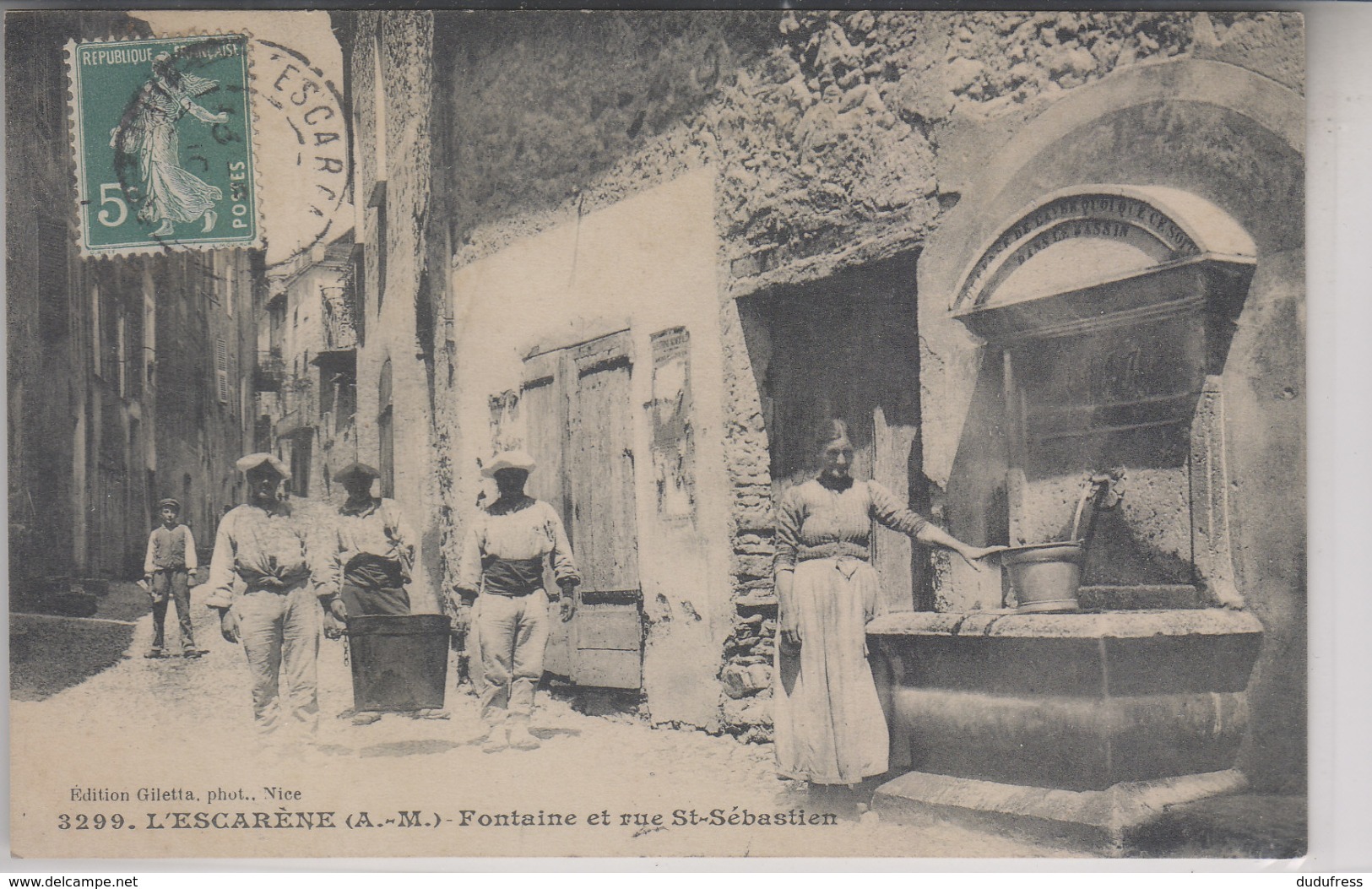 L ' ESCARENE   FONTAINE ET RUE ST SEBASTIEN - Altri & Non Classificati