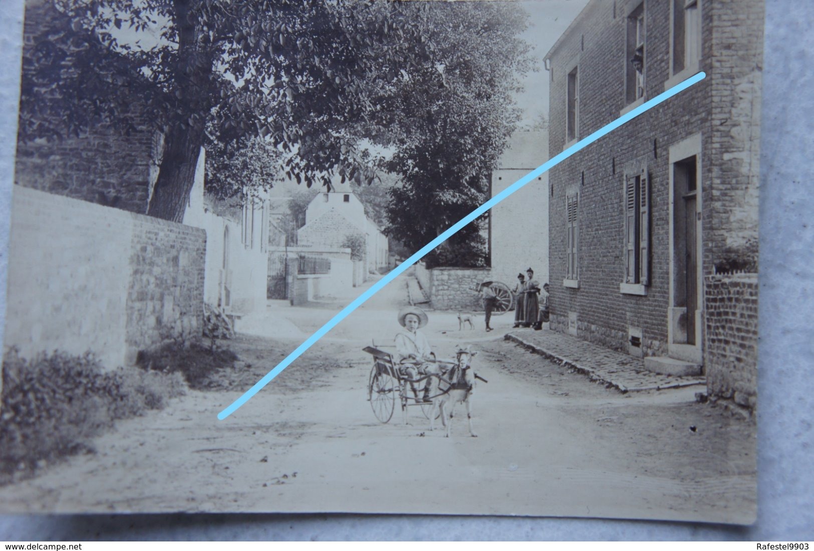 Photo DAVE Wépion Naninne Pre 1914 Enfant Dans Attelage Vieille Rue Animée Province De Namur - Plaatsen