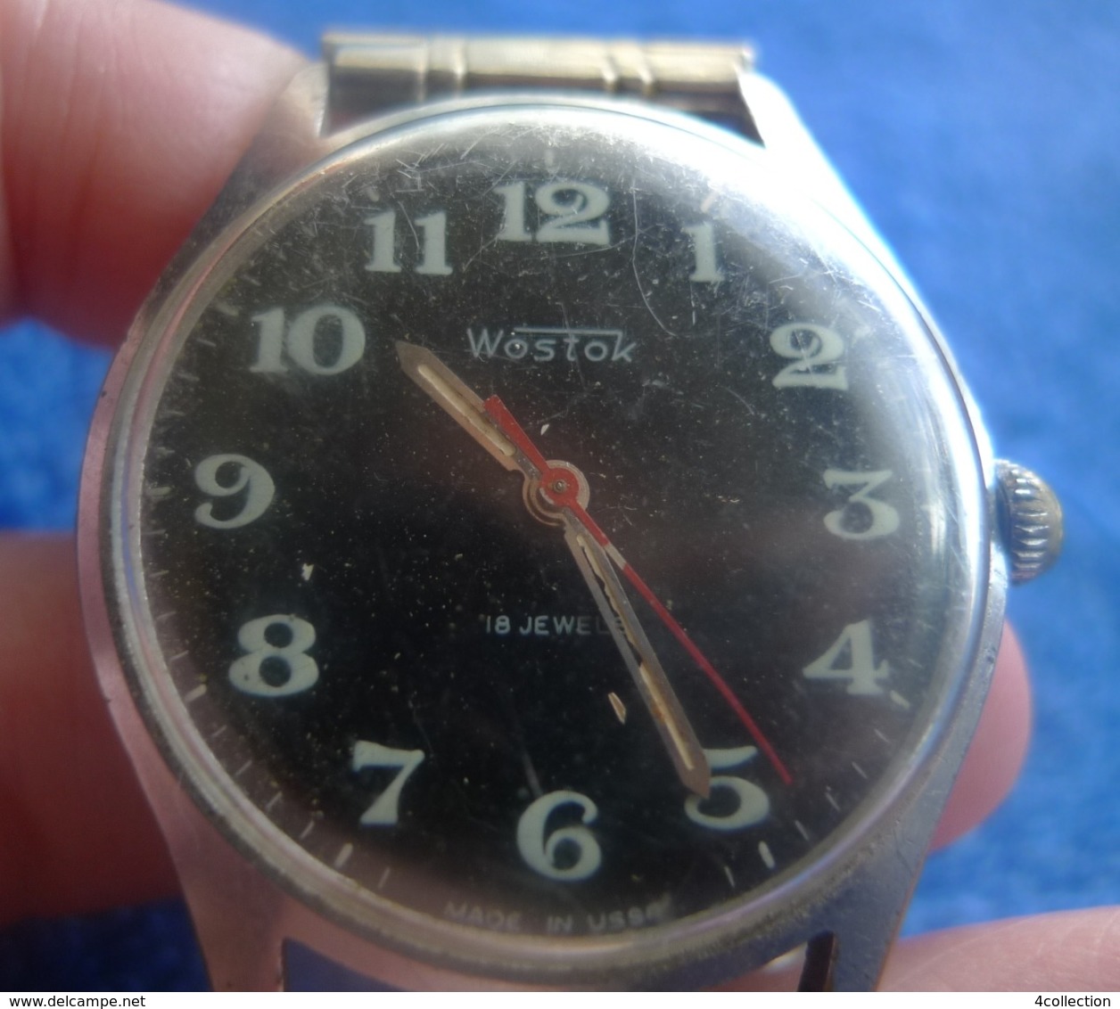 Vintage USSR Soviet Men Mechanical Wrist Watch WOSTOK 18 Jewels w/ Band #669720