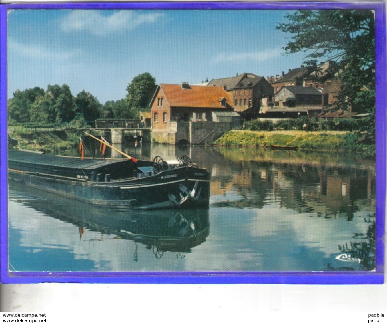 Carte Postale 59. Berlaimont  Péniche  Très Beau Plan - Berlaimont