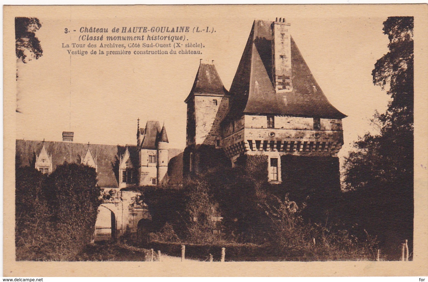 Loire Atlantique : HAUTE-GOULAINE : Le Chateau - La Tour Des Archives Coté Sud Ouest - Haute-Goulaine