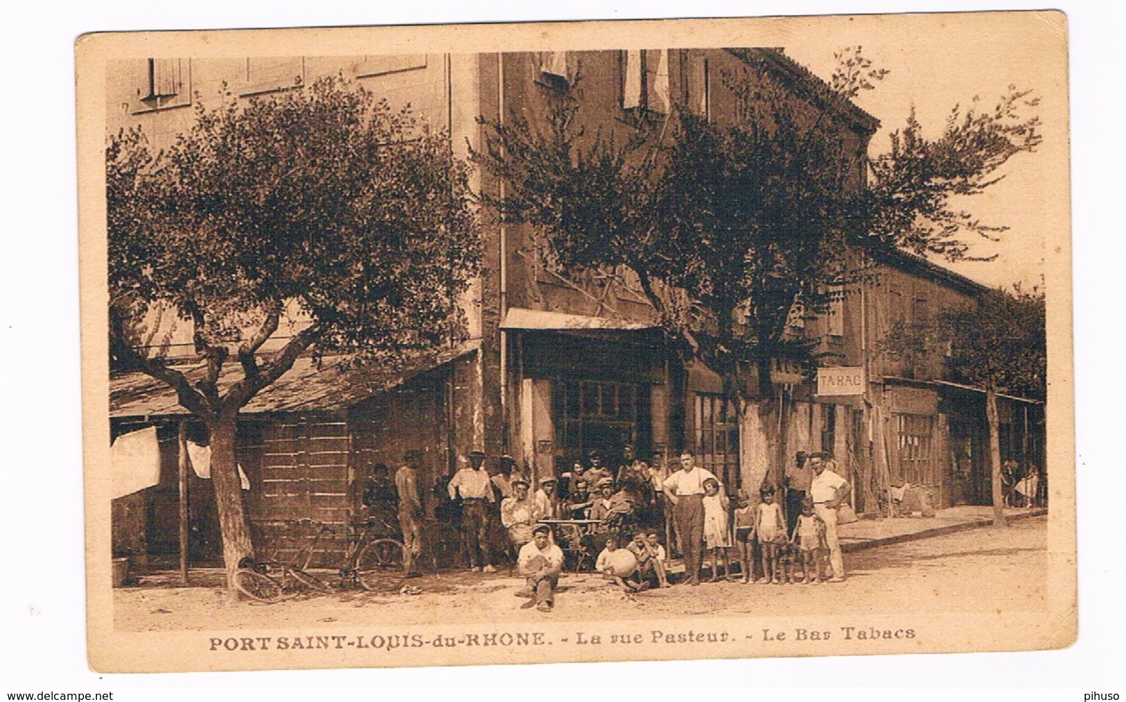 FR-3992   PORT SAINT-LOUIS-du-RHONE : La Rue Pasteur - La Bar Tabacs - Arles