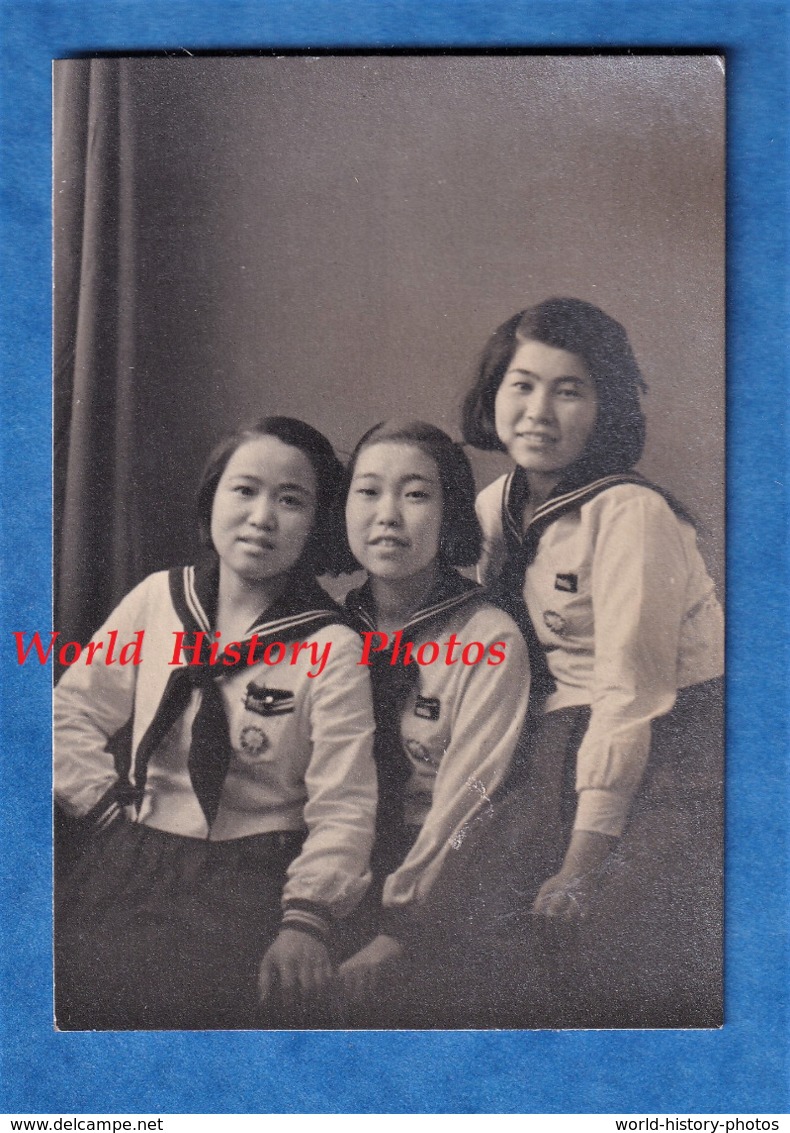 Photo Ancienne - SAPPORO Japon - Portrait Trois Petite Fille Japonaise Uniforme Robe D' école Enfant Asian Girl Ecolier - Non Classés