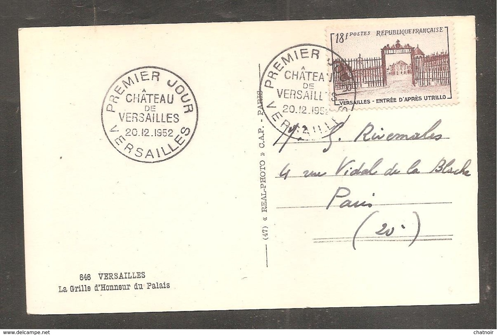 Carte Postale   VERSAILLES + Timbre 18f Versailles  Oblit  Premier Jour  1952 - Lettres & Documents