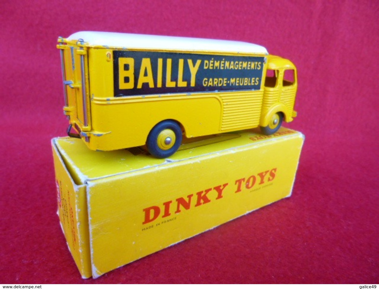 Dinky Toys Années 50/60 D'origine - 33AN - Déménageur Simca Cargo - Bailly Déménagement Garde-meubles - Dinky