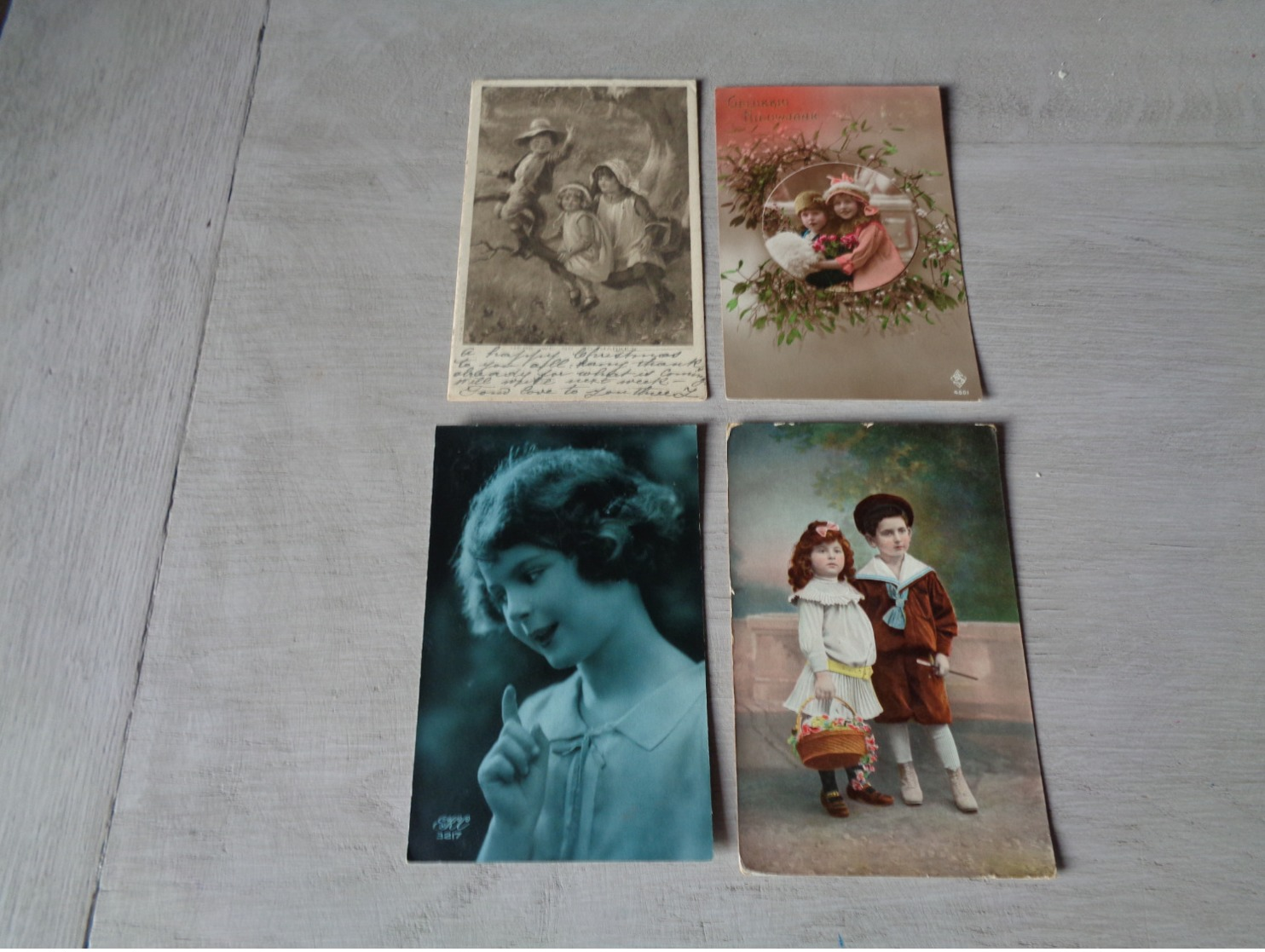 Beau lot de 60 cartes postales de fantaisie enfants  enfant      Mooi lot van 60 postkaarten van fantasie kinderen  kind