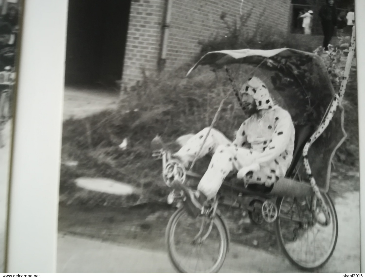 VÉLO BICÉPHALE VÉLO ÉTUDIANTS DROIT U. L. B AUX 24 HEURES VÉLO LOUVAIN - LA - NEUVE LEUVEN BRABANT FLAMAND BELGIQUE