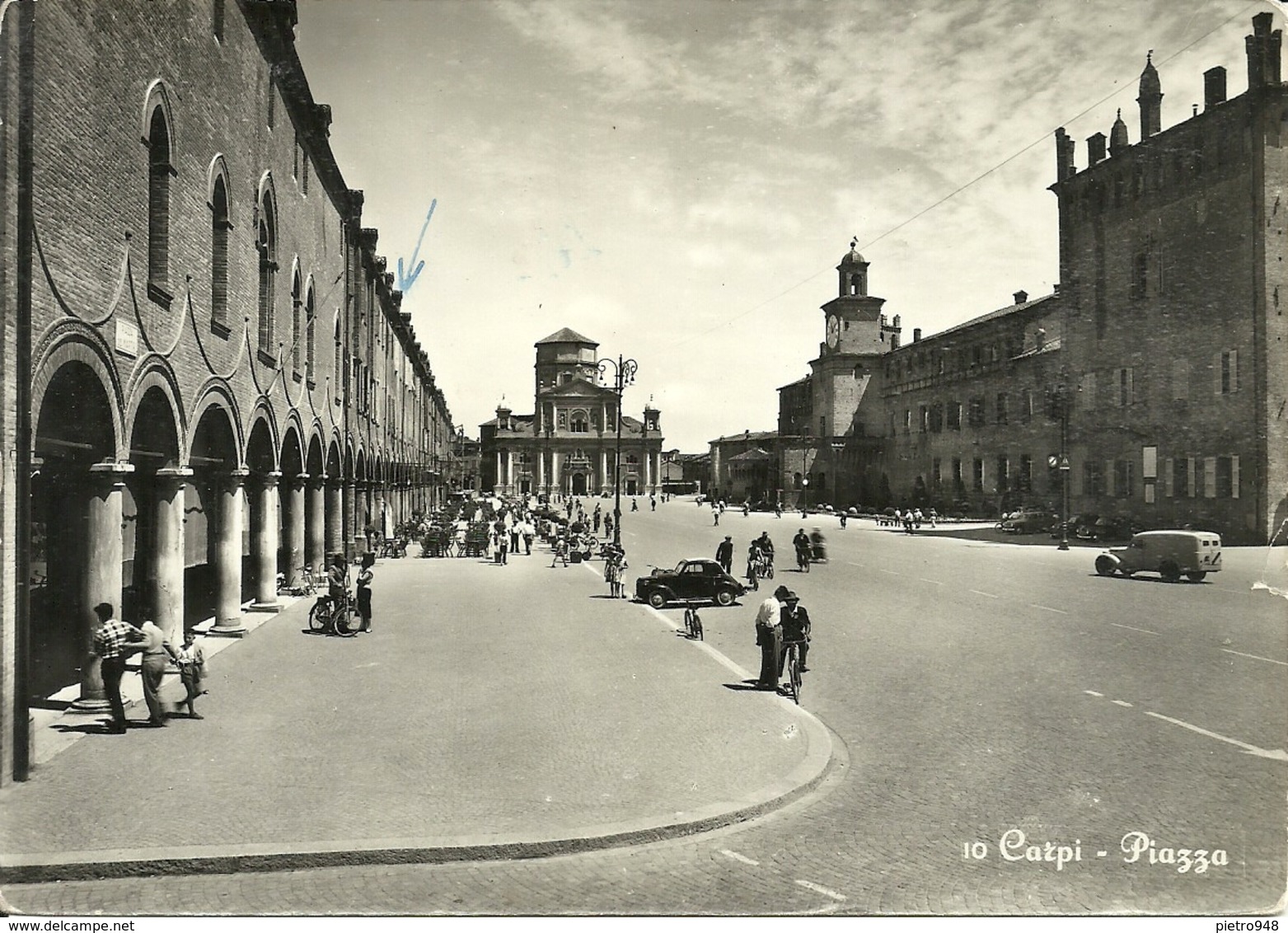 Carpi (Modena) Piazza Martiri, Place Des Martyrs, Martyrs Square, Auto EFurgone D'Epoca, Old Car And Truck - Carpi