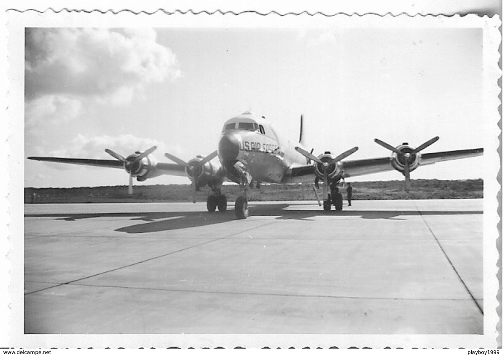 Militaria - Aviation - 1 Photo De L'Avion Le D.C.4 - Le 10 Février 1956 à BOULHAUT _ - Aviation