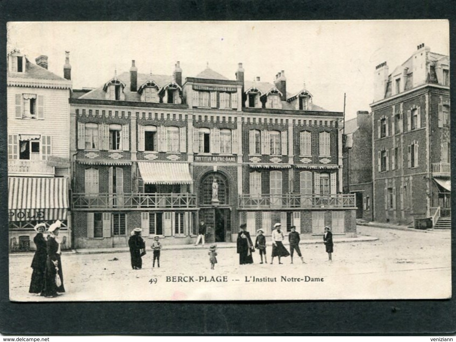 CPA - BERCK PLAGE - L'Institut Notre Dame, Animé - Berck