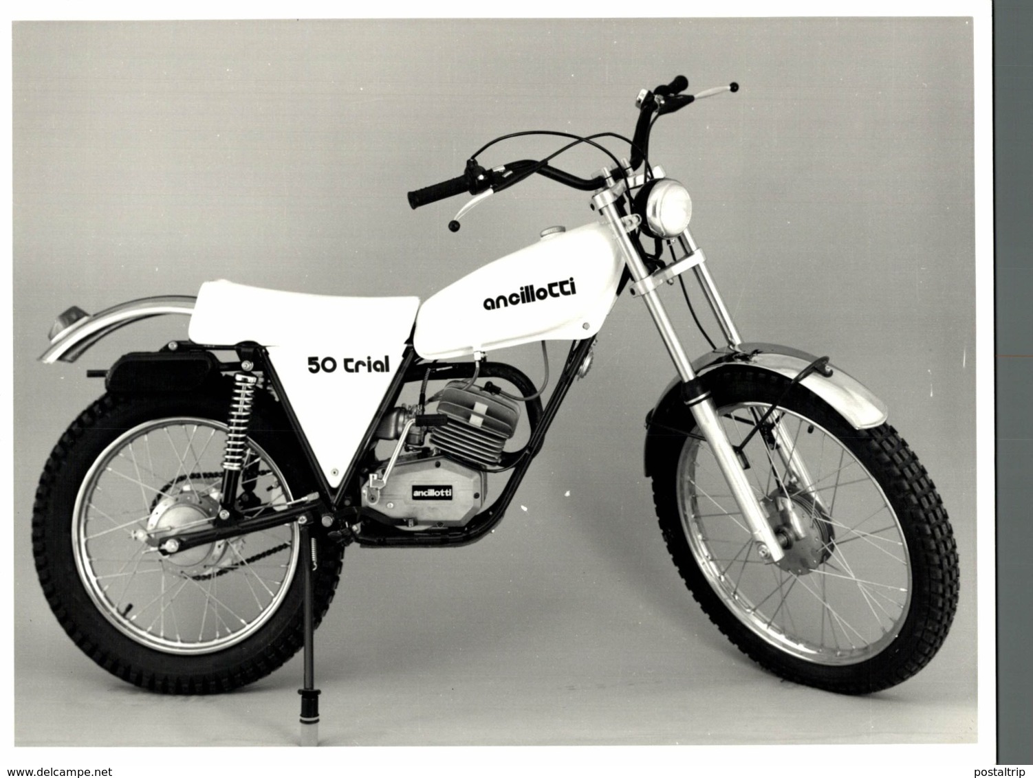 Ancillotti 50 Trial +-24cm X 18cm  Moto MOTOCROSS MOTORCYCLE Douglas J Jackson Archive Of Motorcycles - Otros & Sin Clasificación