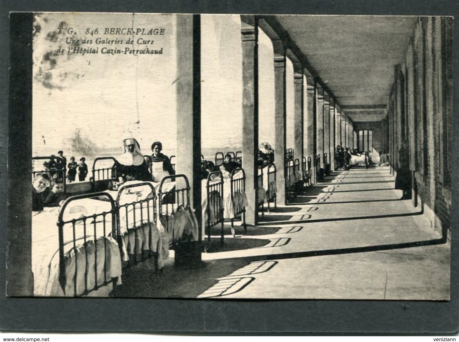 CPA - BERCK PLAGE - Une Des Galeries De Cure De L'Hôpital Cazin Perrochaud, Animé - Berck