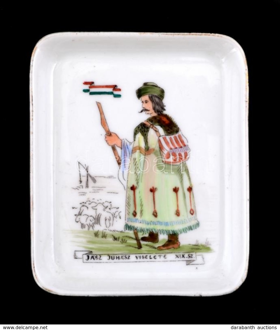 Aquincumi Porcelán Tálka, 'Jász Juhász Viselete XIX Sz.', Kézzel Festett, Jelzett, Hibátlan, 10x8 Cm. - Other & Unclassified