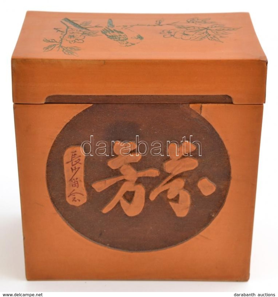 Kínai Faragott és Festett Fa Kártya? Doboz / Chinese Card Holder. Carved Wood. 9x9x Cm - Autres & Non Classés