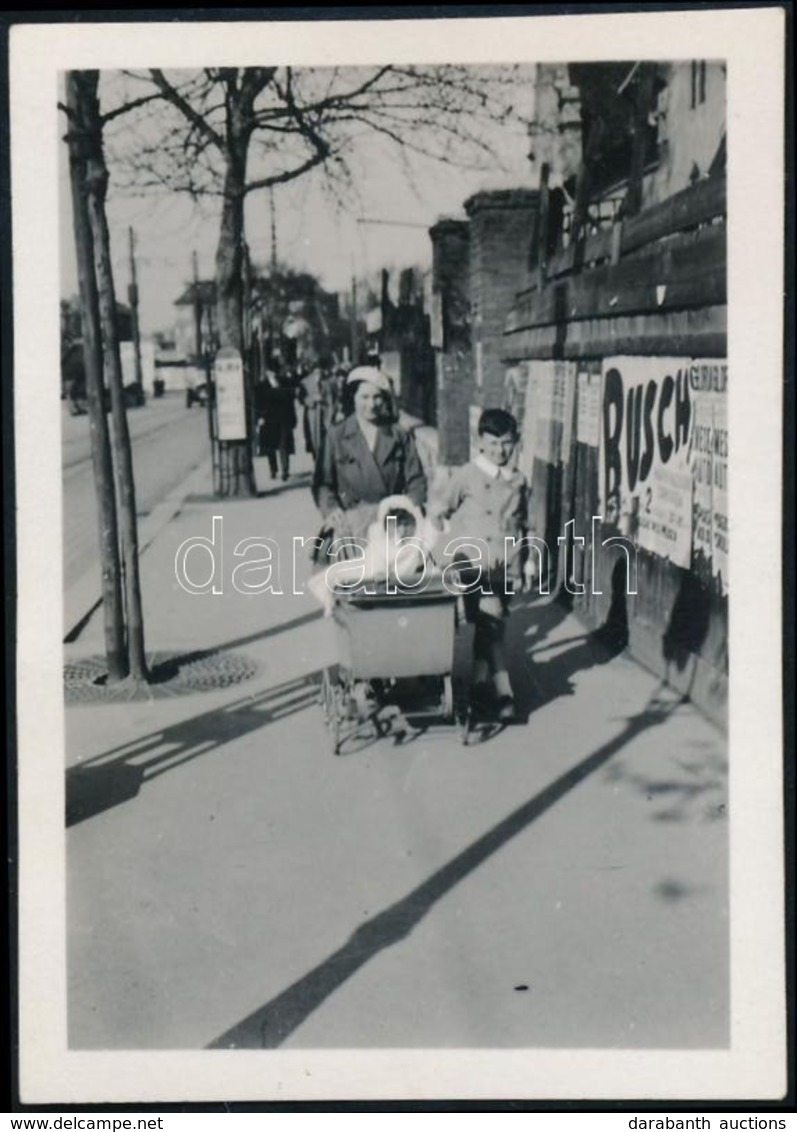 1935. április 21. Kinszki Imre (1901-1945) Budapesti Fotóművész Hagyatékából, A Szerző által Feliratozott Vintage Fotó ( - Other & Unclassified