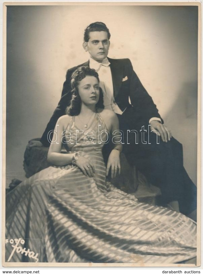 Cca 1930 Foto Forrai (Budapest): Műtermi Fotó Rosita és Ramon Scarelly Táncosokról, Vintage Fotó, 24x18 Cm - Sonstige & Ohne Zuordnung