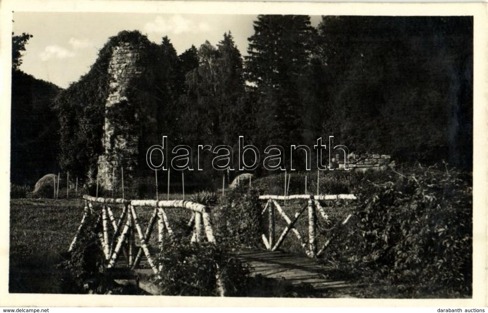 T2 1942 Bethlen, Beclean; Park A Gróf Bethlen András Kastélyban / Castle Park - Ohne Zuordnung