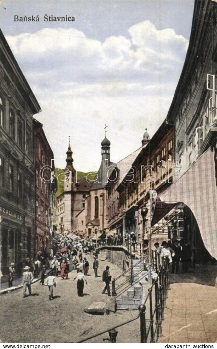 T3 Selmecbánya, Schemnitz, Banská Stiavnica; Szálloda és Kávéház, Tömeg. Joerges Kiadása / Hotel And Café, Crowd (EK) - Other & Unclassified