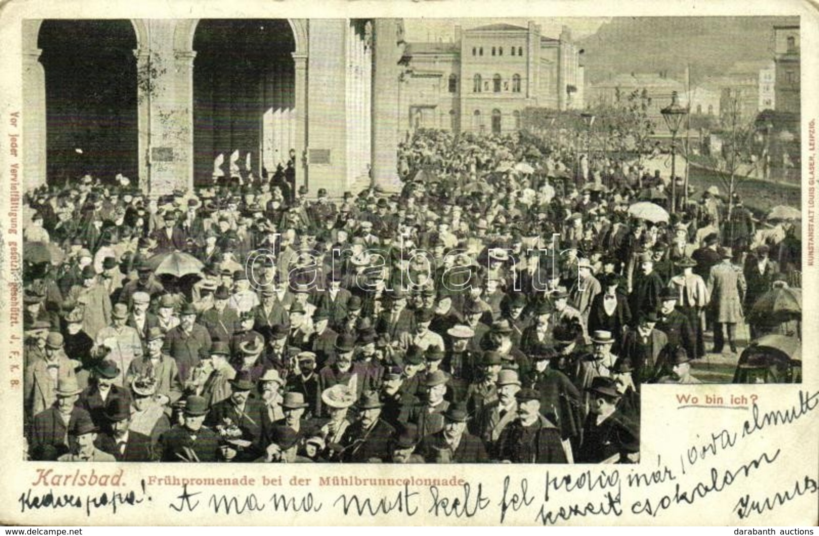 * T2/T3 Karlovy Vary, Karlsbad; Frühpromenade Bei Der Mühlbrunncolonnade / Crowded Promenade (worn Corners) - Sonstige & Ohne Zuordnung