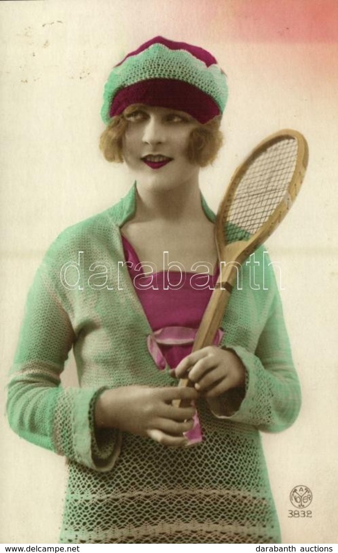 ** T1/T2 Lady With Tennis Racket. A. Noyer 3832. - Unclassified