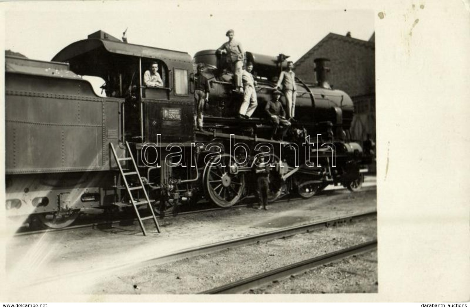 * T2/T3 Magyar Királyi Államvasutak (MÁV) 324. Sor. 547. Brotán-kazánú Gőzmozdonya, Vasutasok / Locomotive Of The Hungar - Unclassified