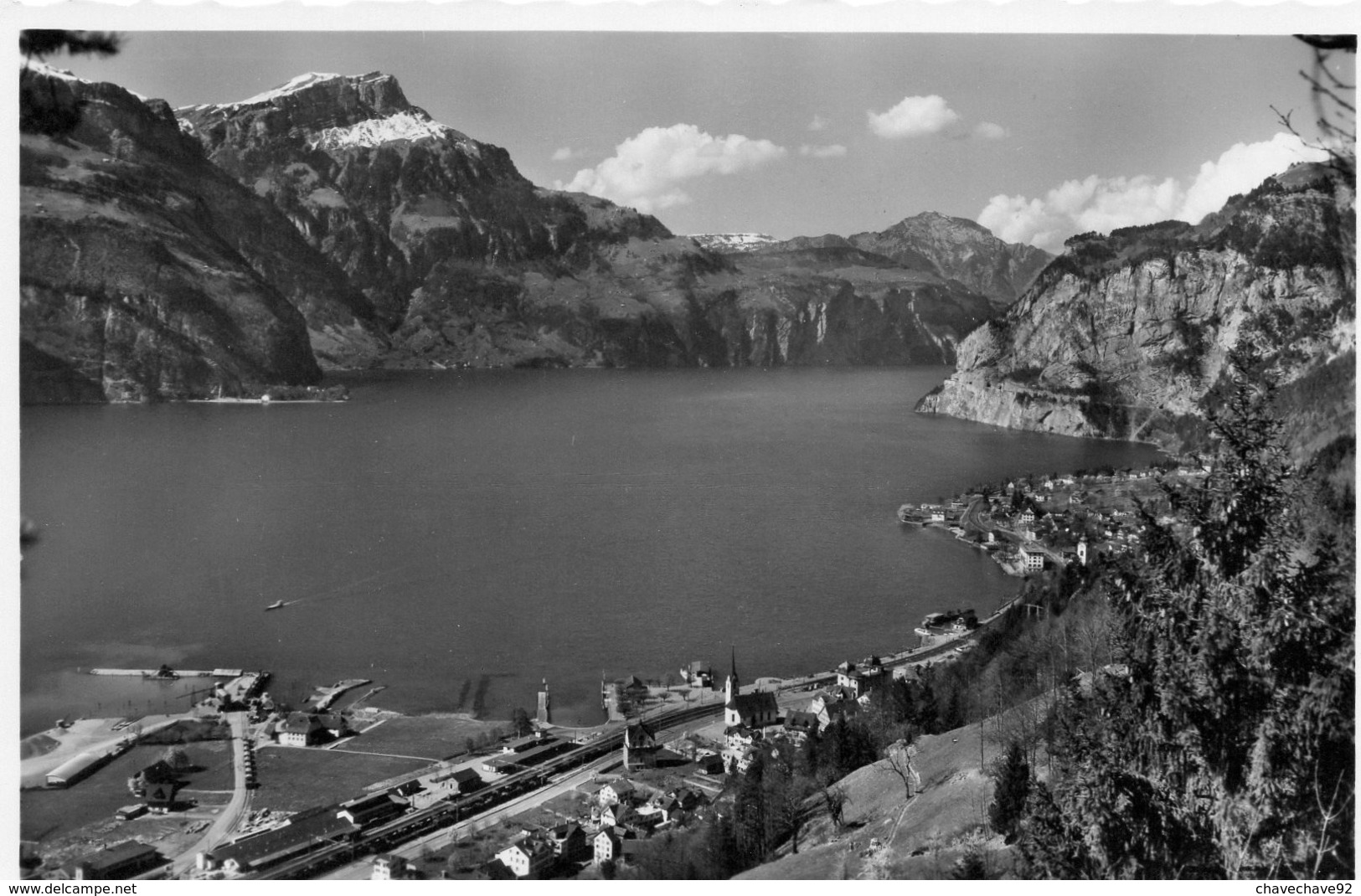 CPSM    -      VIERWALDSTATTERSEE   -   FLUELEN MIT BAUENSTOCK - Bauen