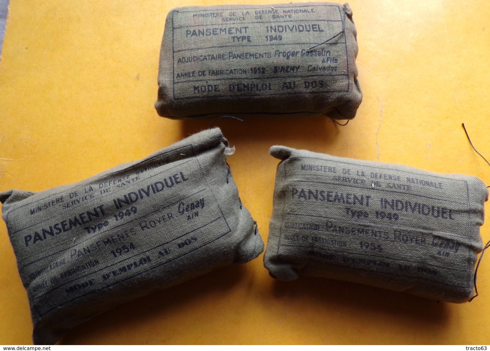 LOT DE 3 PANSEMENTS INDIVIDUEL FRANCAIS TYPE 1949 GUERRE INDOCHINE , ETAT NEUF VOIR PHOTO . POUR TOUT RENSEIGNEMENT ME C - Uitrusting