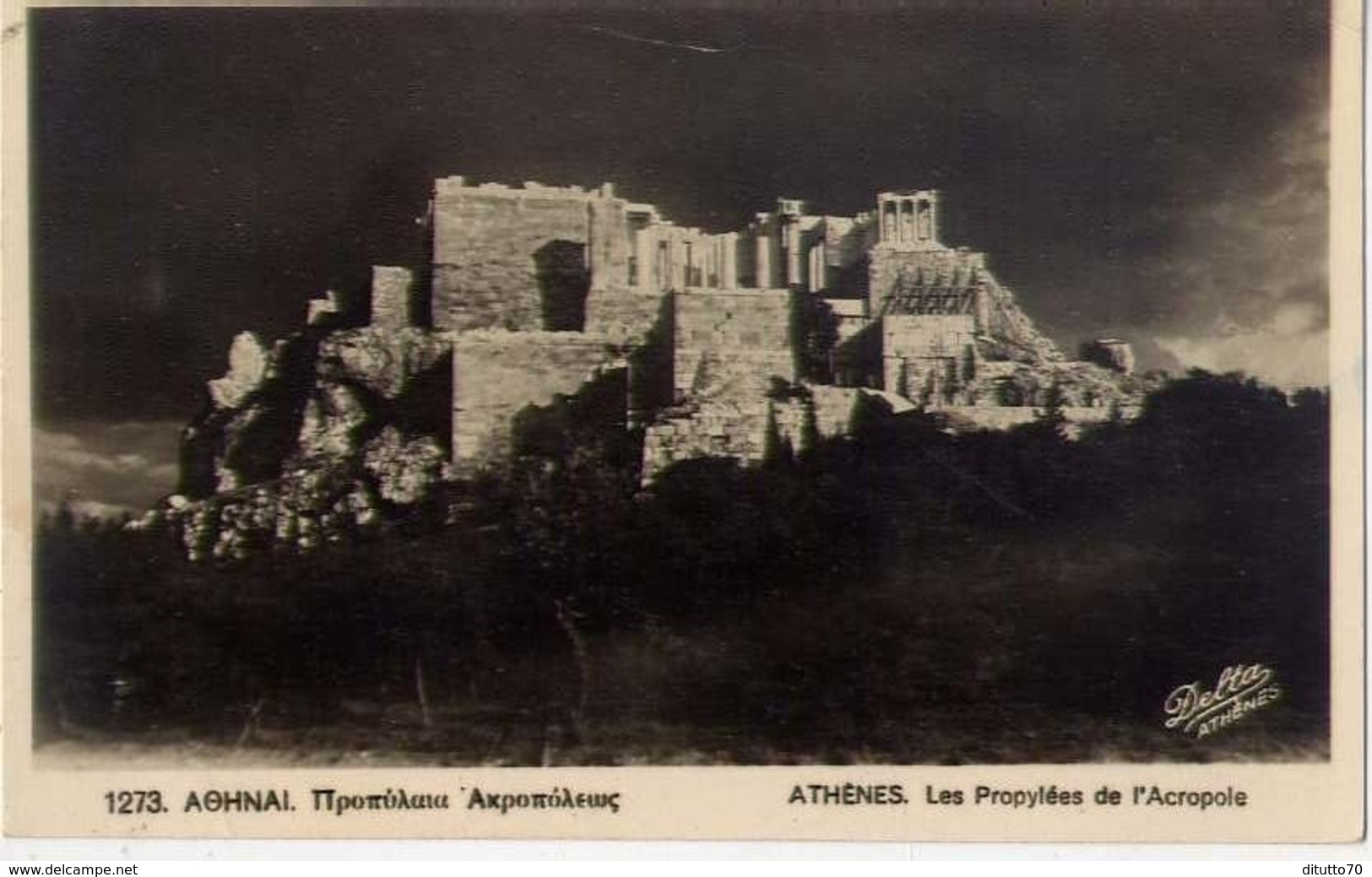 Athenes - Les Propylees De L'acropole - Formato Piccolo Viaggiata Mancante Di Affrancatura – E 14 - Grecia