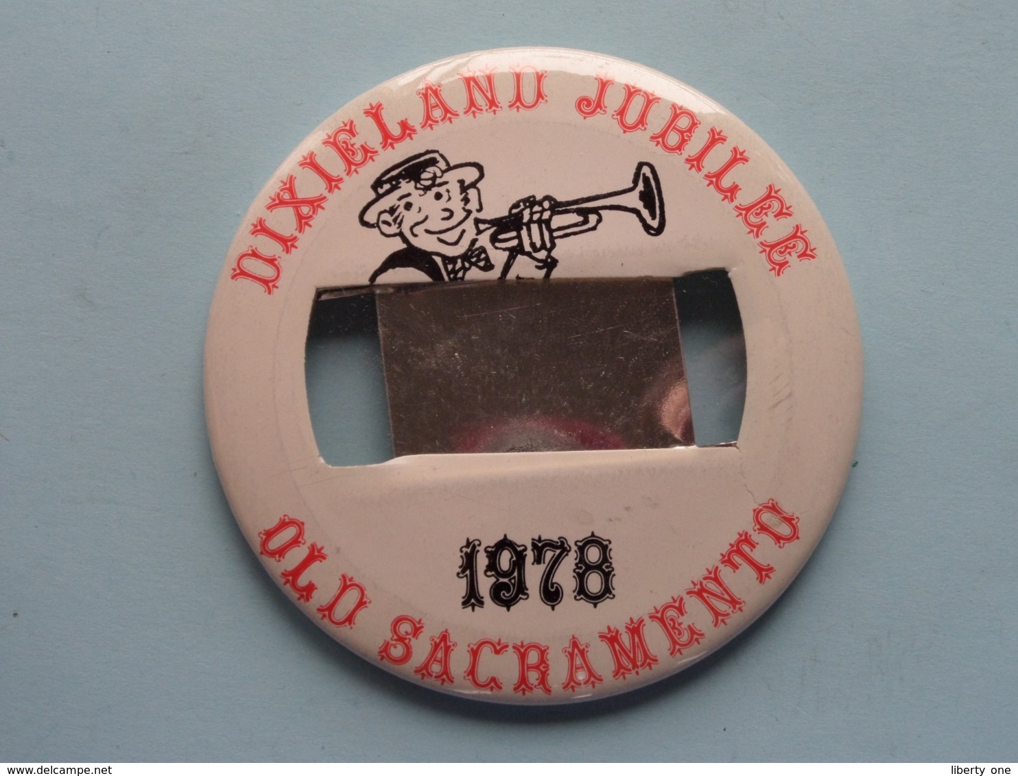 DIXIELAND JUBILEE 1978 - OLD SACRAMENTO (U.S.A.) : Speld / Badge ( See / Voir Photo ) +/- 9 Cm. ! - Autres & Non Classés