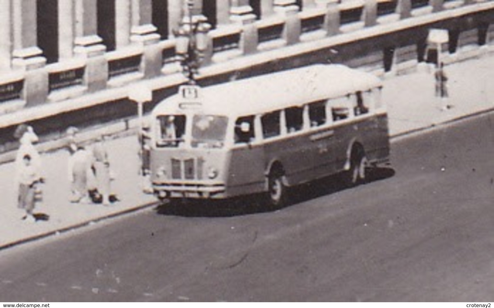 33 Bordeaux N°2 Le Grand Théâtre 1965 VOIR 3 ZOOMS Dyna Panhard Solex Citroën DS 2CV Bus Peugeot 203 Break VW Käfer - Bordeaux