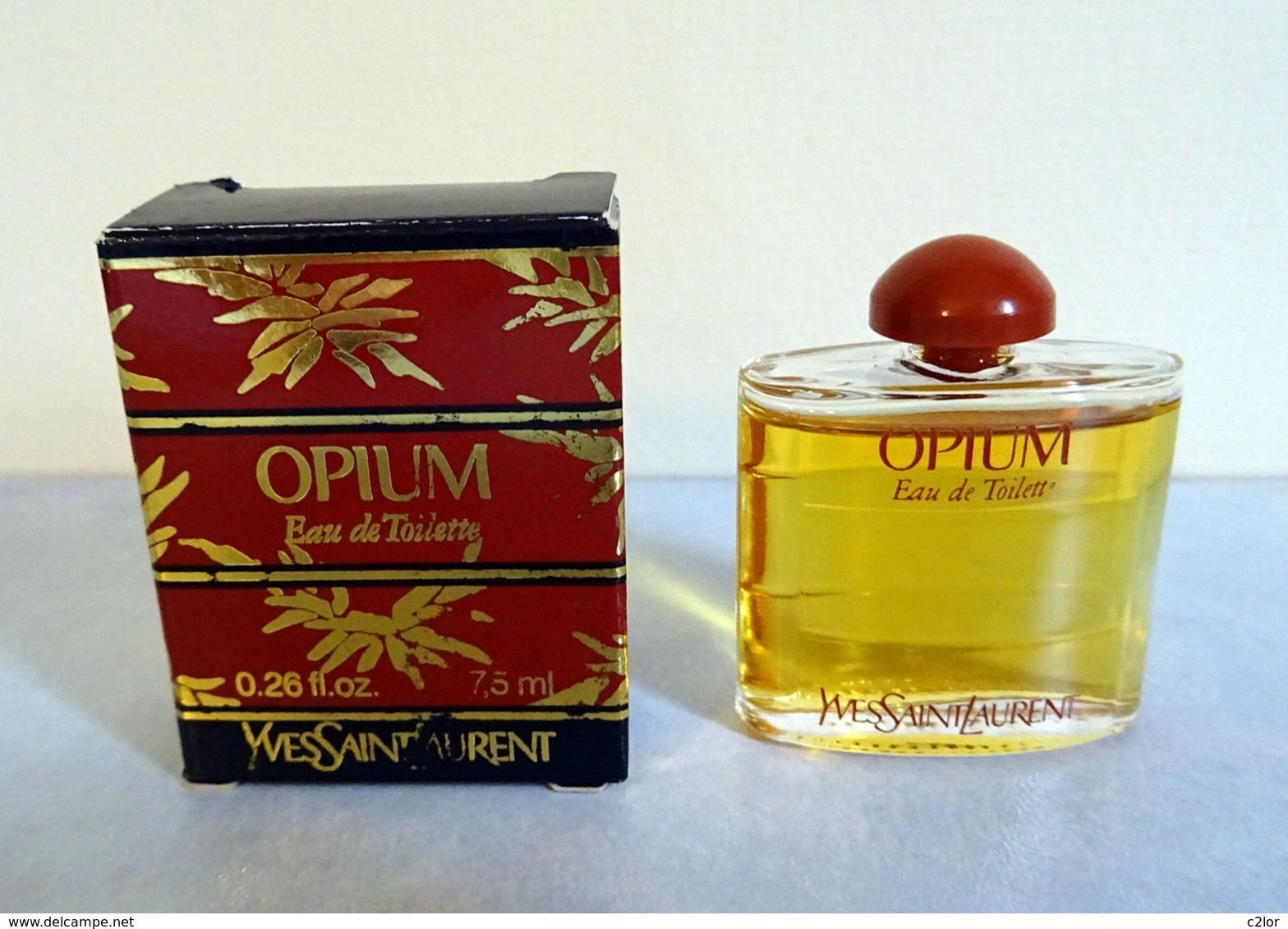 Miniature  "OPIUM"  D'YVES ST LAURENT Eau DeToilette 7,5 Ml Dans Sa Boite - Miniaturen Flesjes Dame (met Doos)