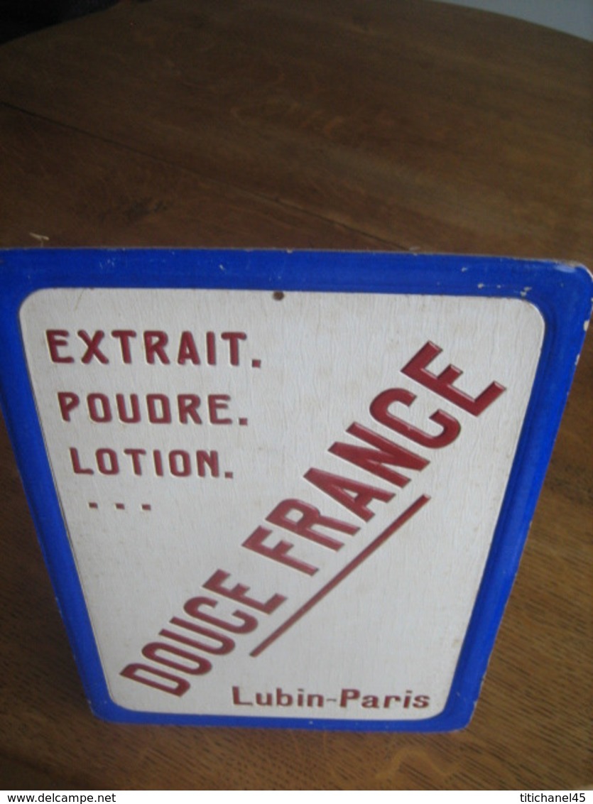 Ancien Carton Publicitaire De 1933 Parfum DOUCE FRANCE De LUBIN - Plaques En Carton