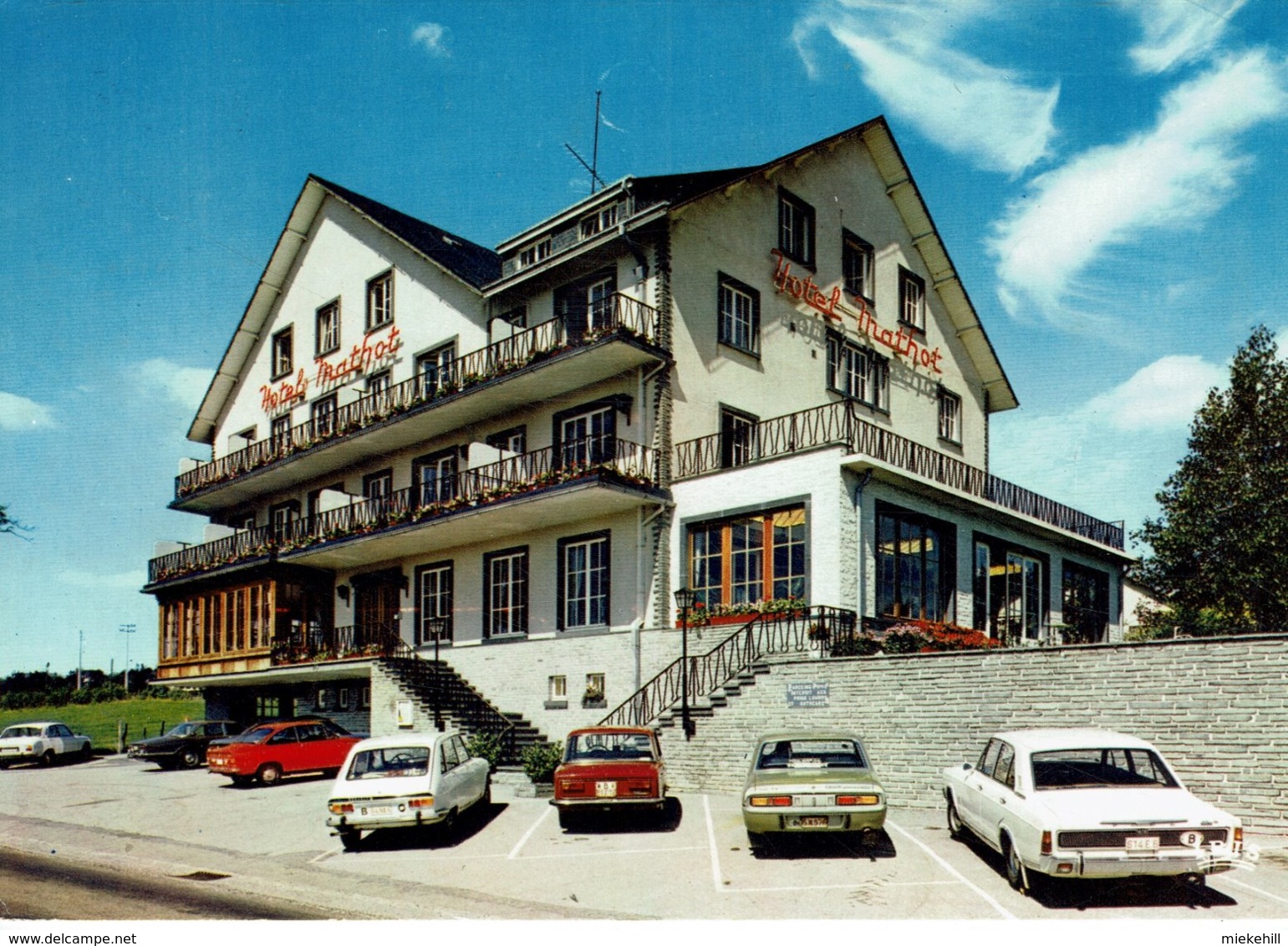 MAISSIN-HOTEL MATHOT-automobiles - Libin